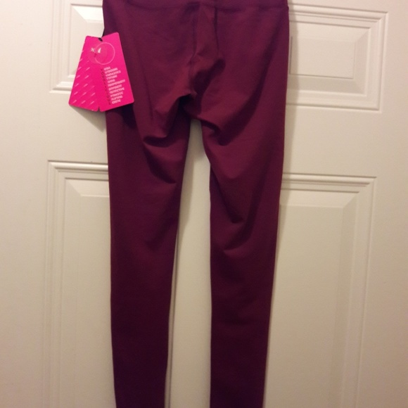 Brand new yaga legging xs  with key pocket - Picture 2 of 4